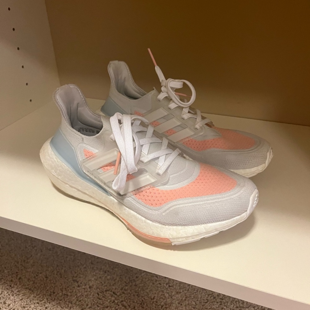 Excellent condition ultraboost 21 size 6.5